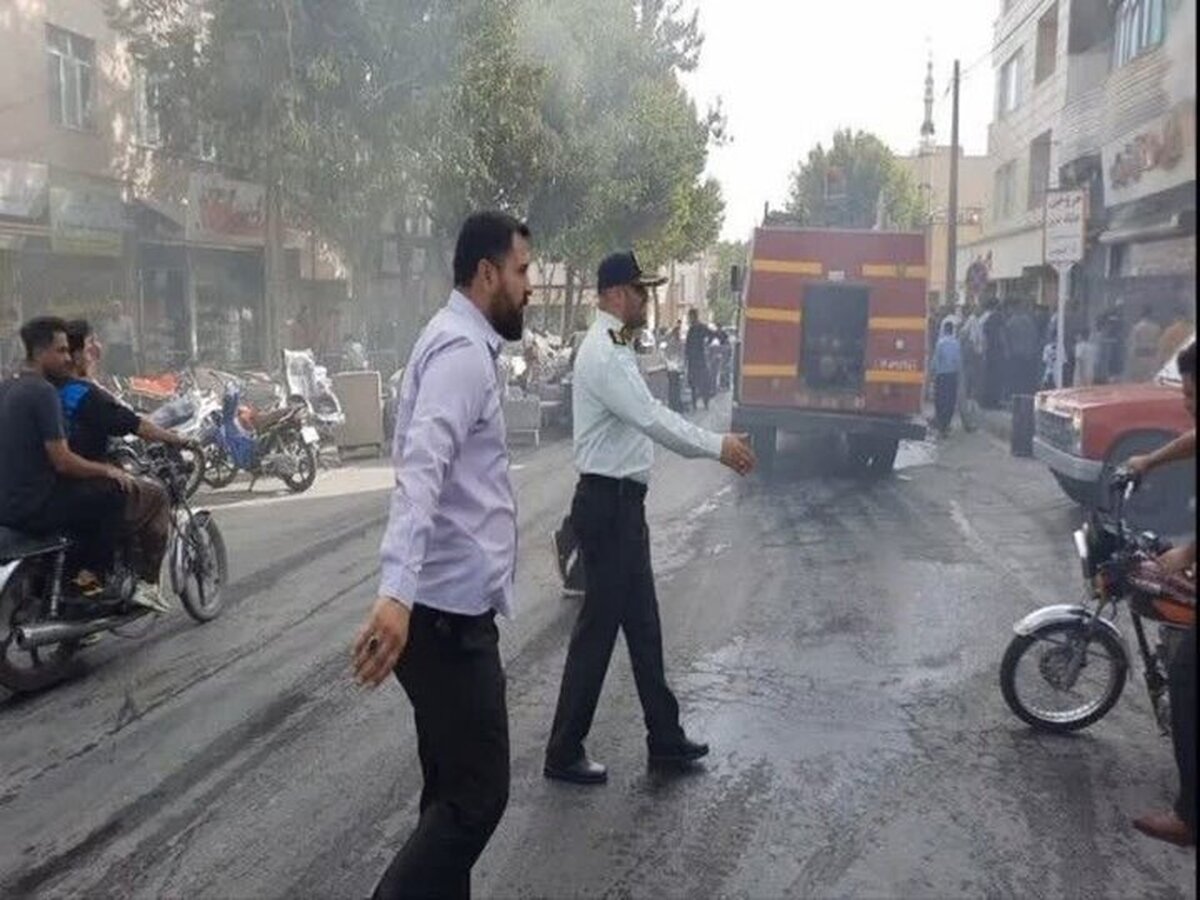 حريق هائل بمستودع للمواد الاستهلاكية في طهران