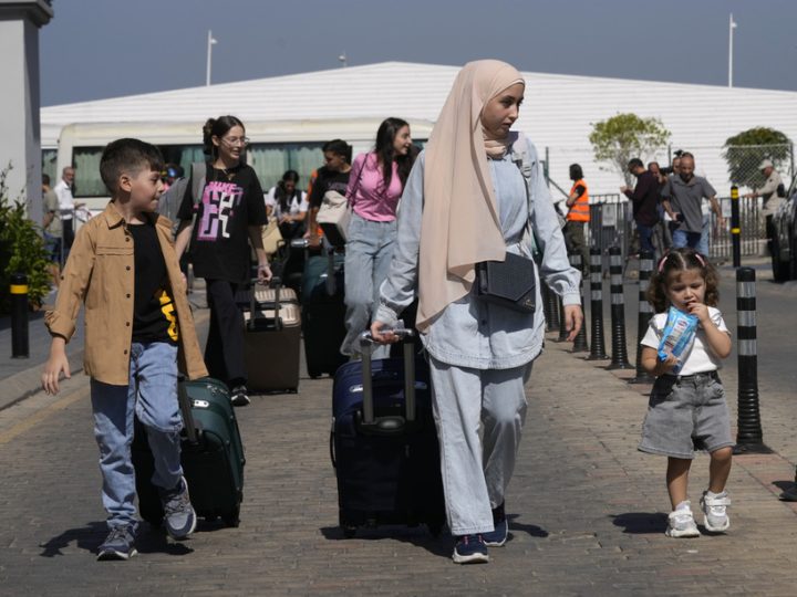 المنافذ الحدودية: عدد ضيوف العراق من اللبنانيين بلغ 18 ألفا