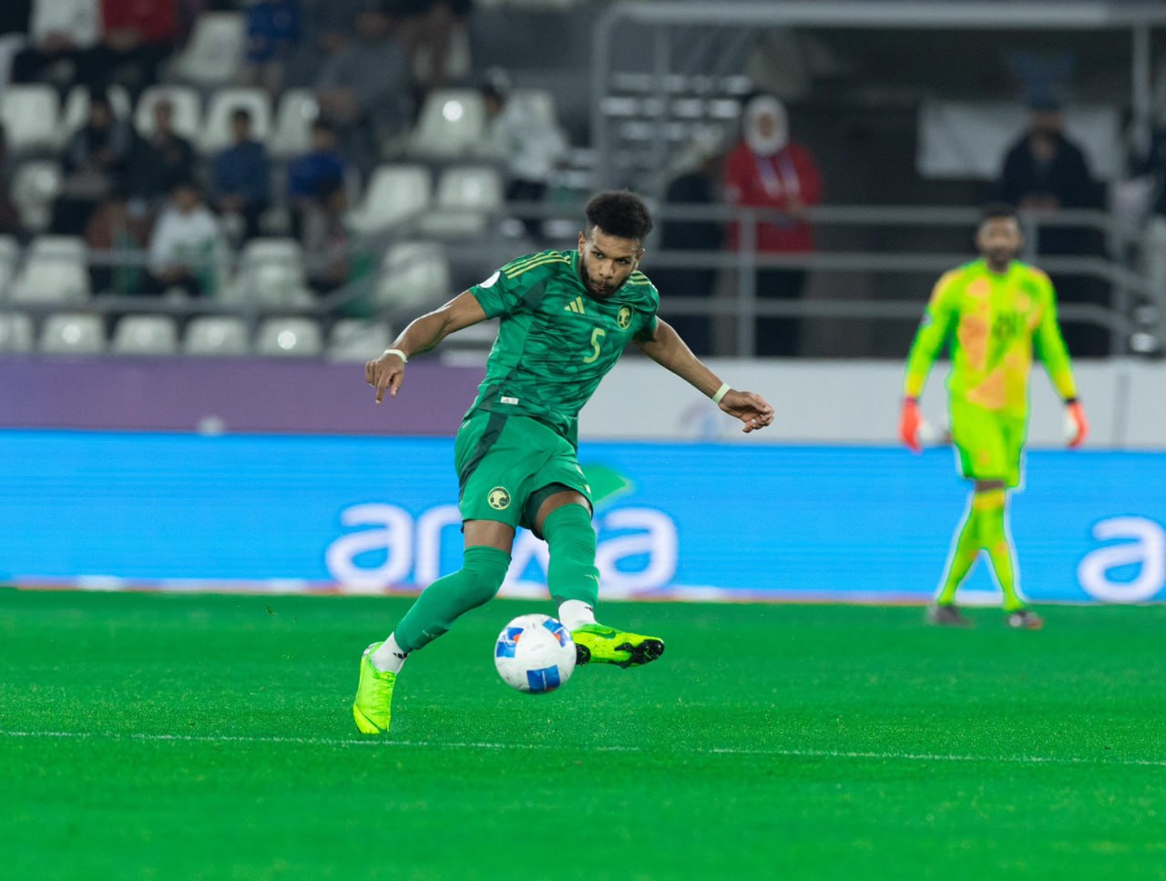 مسؤول المنتخب السعودي السابق يبرر رغبة البليهي بالاعتزال