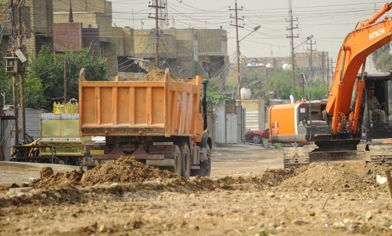 الجهد الخدمي: أعمال التهيئة والتبليط تنفذ وفق أعلى المواصفات الهندسية والفنية