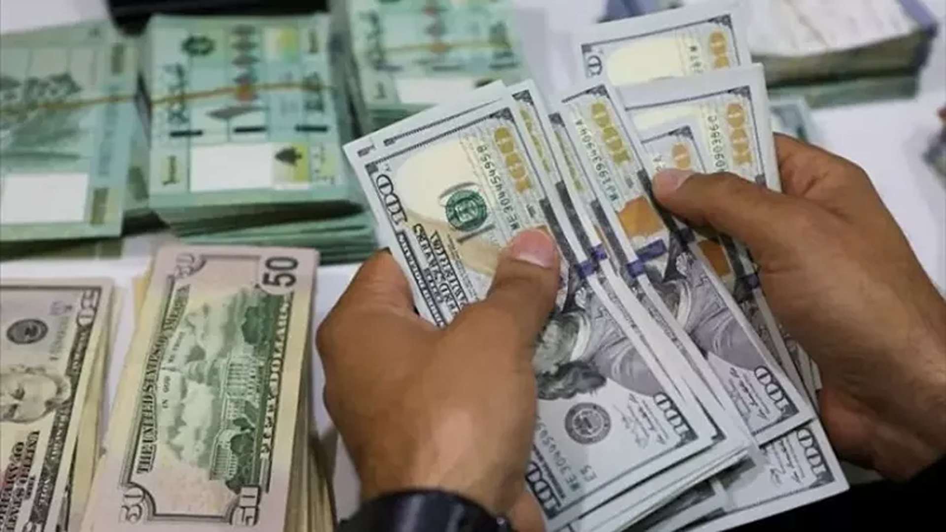 تراجع مستمر بأسعار صرف الدولار هذا الصباح