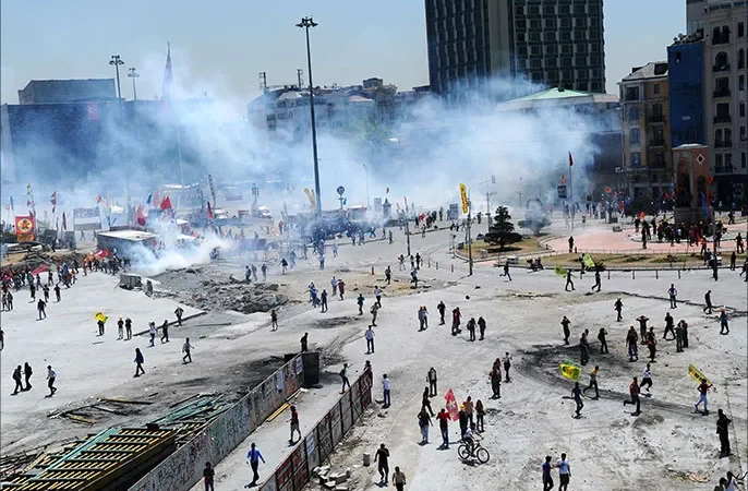 تصاعد الاحتجاجات في تركيا ومطالبات بإسقاط حكومة أردوغان